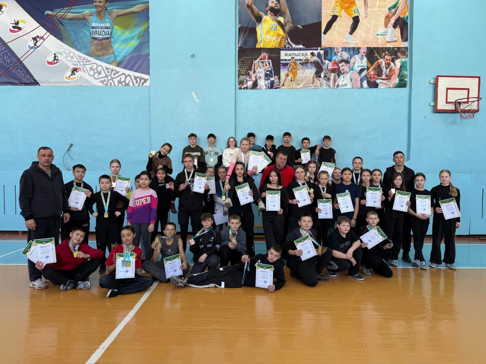 В Семее прошло первенство города по туристскому многоборью