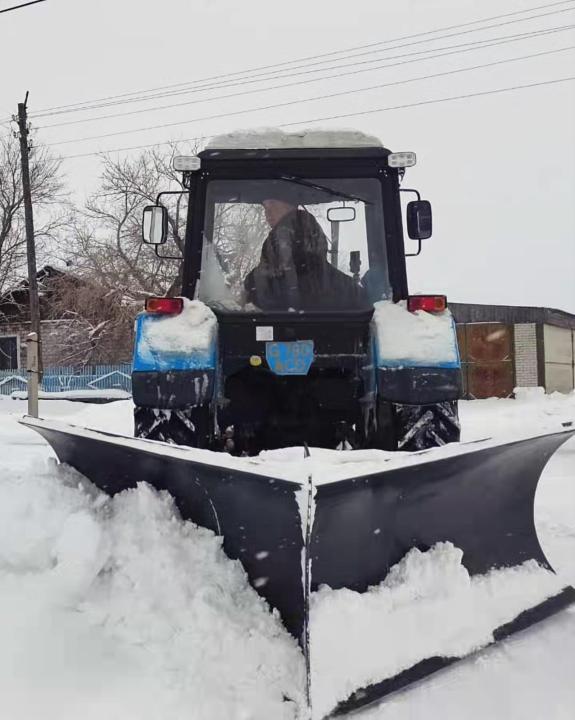 В области на постоянной основе ведётся работы по уборке и вывозке снега