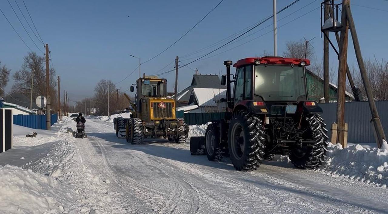В области на постоянной основе ведётся работы по уборке и вывозке снега
