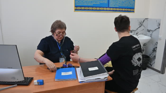 В Абайской области продолжается весенняя призывная кампания